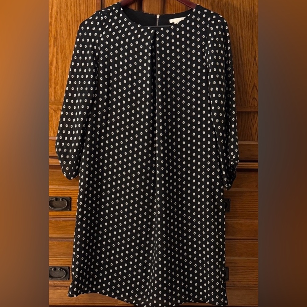 H&M Shift A-line 3/4 Sleeve Midi Dress Round Neck Pleated Classic Minimalist